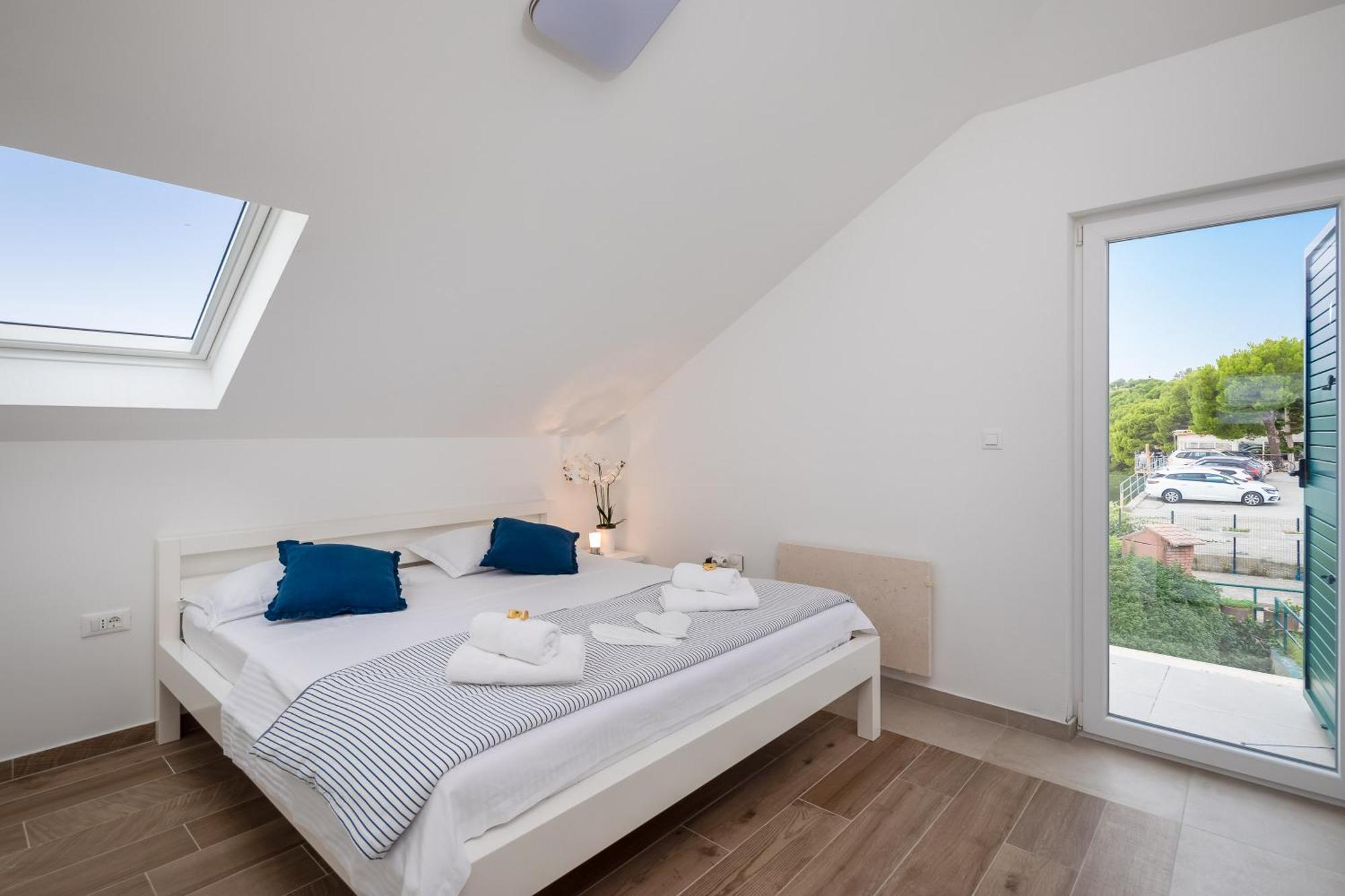 Epetium Beach Villa Split Exterior foto